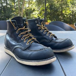 Men’s 9.5 Red Wing Work Boots 9075